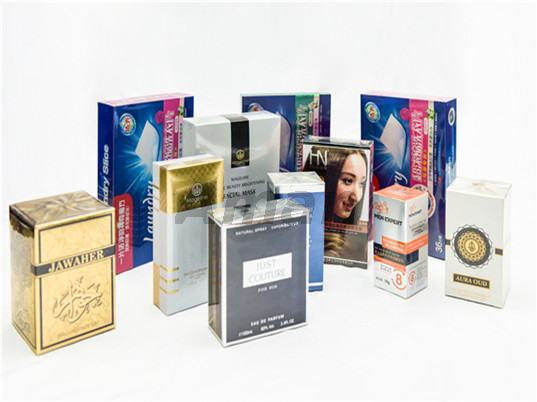 Equipamento de embalagem de filme 3D para caixa automática de perfume cosmético